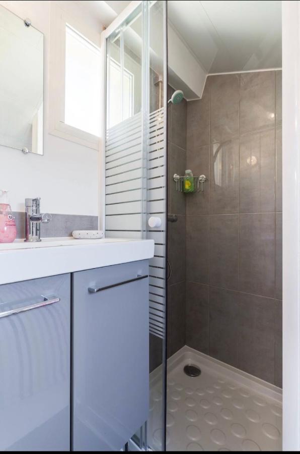 Appartement Homelivia, Attic -mansarde Sous Les Toits De Nice