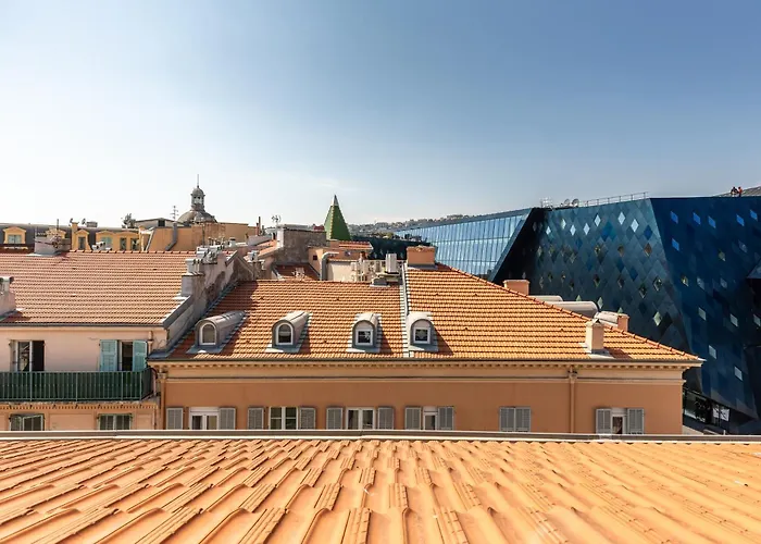 Homelivia, Attic Room -Mansarde Sous Les Toits De Nice